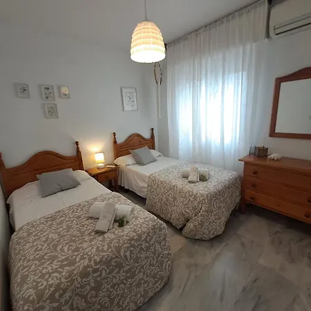 Vistas Costa,2 Hab ,piscinas , Garaje 베날마데나코스타