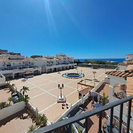 Apartamento Vistas Costa,2 Hab ,piscinas , Garaje