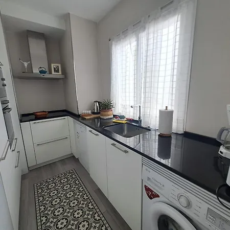 Vistas Costa,2 Hab ,piscinas , Garaje Apartamento Benalmádena